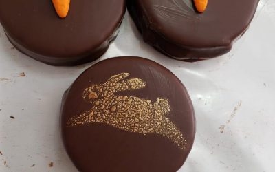 bolos, brigadeiros, sobremesas e tortas para festas